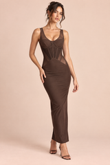 Vestido comprido castanho com corpete