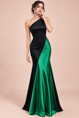Vestido de gala preto e verde de um ombro