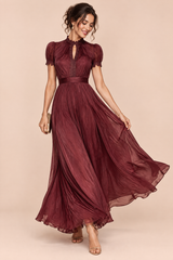 Vestido comprido bordeaux com folhos