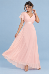 Vestido rosa plissado com decote em V