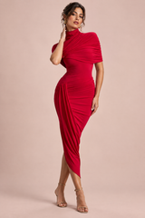 Vestido midi vermelho assimétrico com detalhe de capa torcida