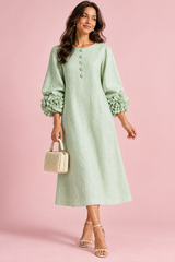 Vestido midi verde menta de corte evasé com mangas balão