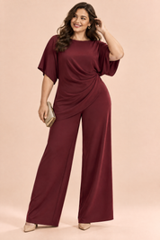 Ensemble pantalon bordeaux plissé effet portefeuille | Porté sur une silhouette plus ronde | Lounelle Paris