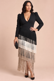 Robe noire à franges et col V | Porté sur une autre silhouette | Lounelle Paris