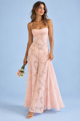 Vestido comprido floral cintado e evasé rosa