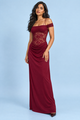 Vestido comprido bordeaux com franzidos em renda