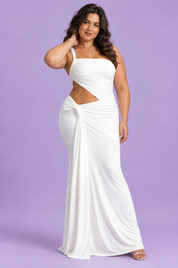 Robe longue blanche asymétrique à jupe portefeuille | Porté sur une silhouette plus ronde | Lounelle Paris