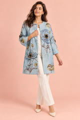 Casaco midi floral azul-claro com missangas