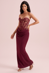 Vestido comprido Bordeaux sem alças com corpete espartilhado