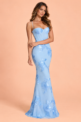 Vestido Comprido Azul com Bordado Floral