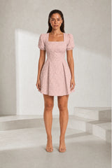 Robe col carré manches bouffantes