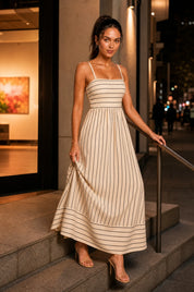 Robe longue beige rayée dos nu | Variante Beige - Lifestyle | Lounelle Paris