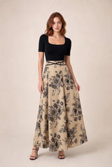 Vestido longo bicolor decote quadrado