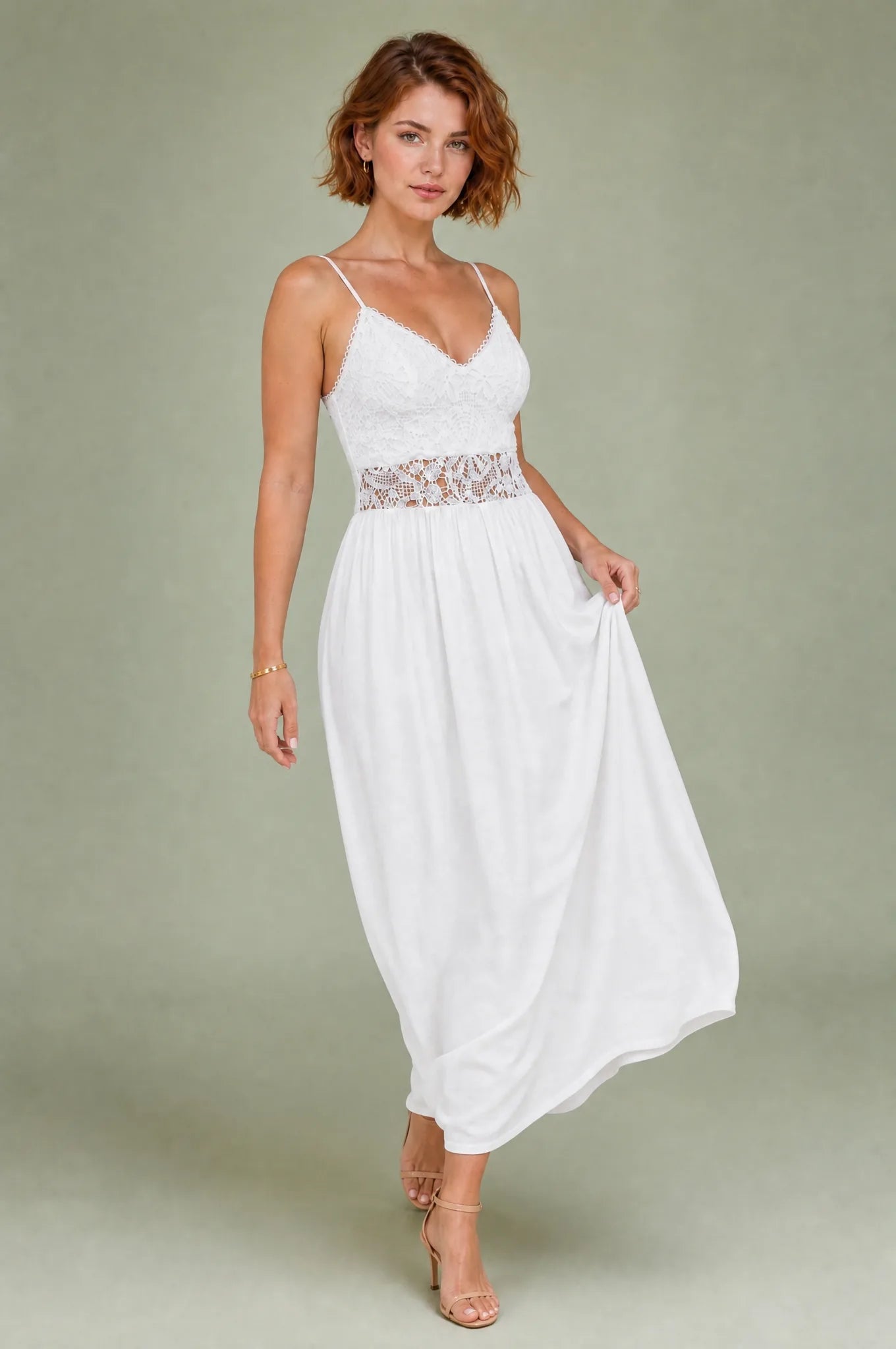 Robe longue blanche en dentelle | Vue en mouvement | Lounelle Paris