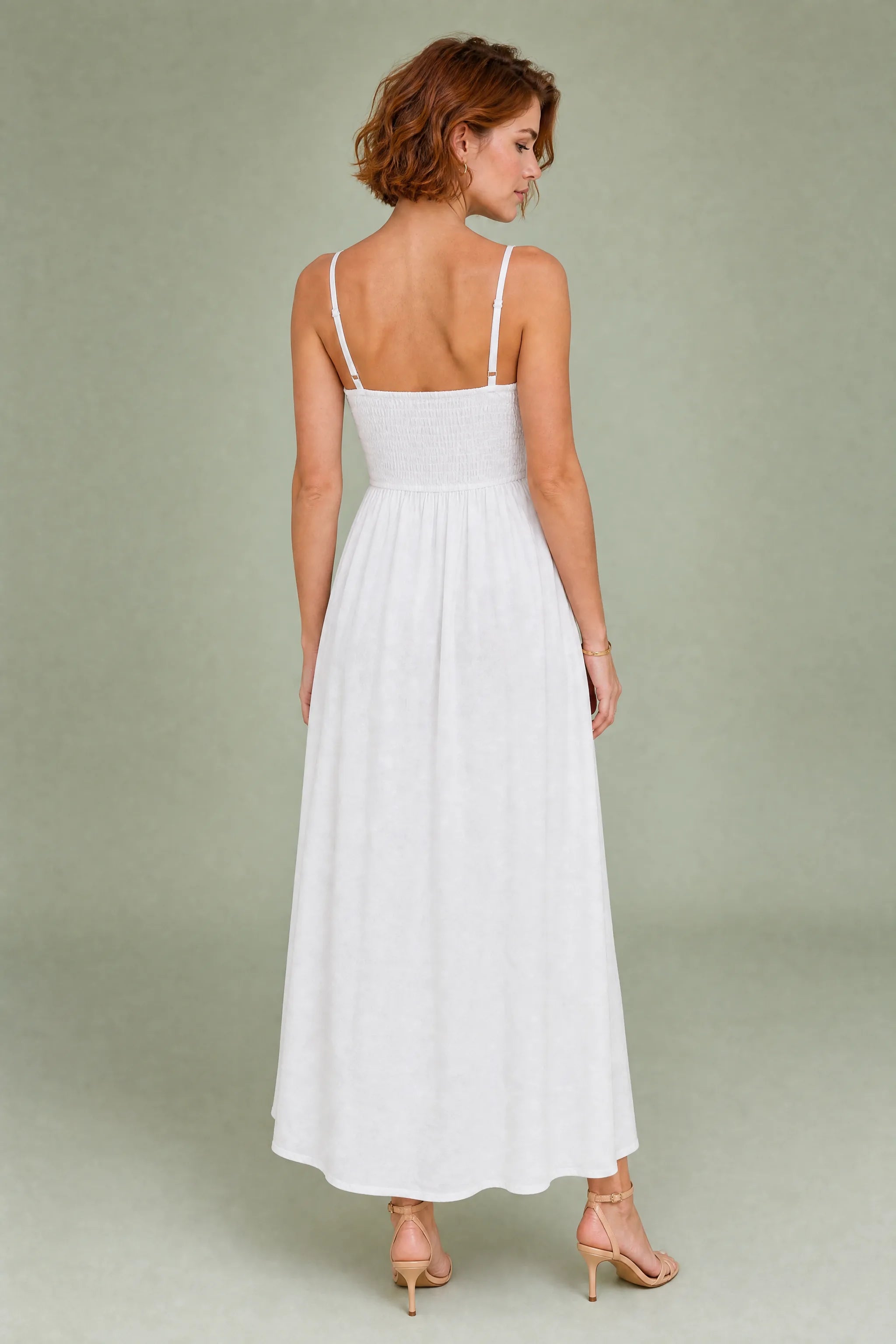 Robe longue blanche en dentelle | Vue de dos | Lounelle Paris