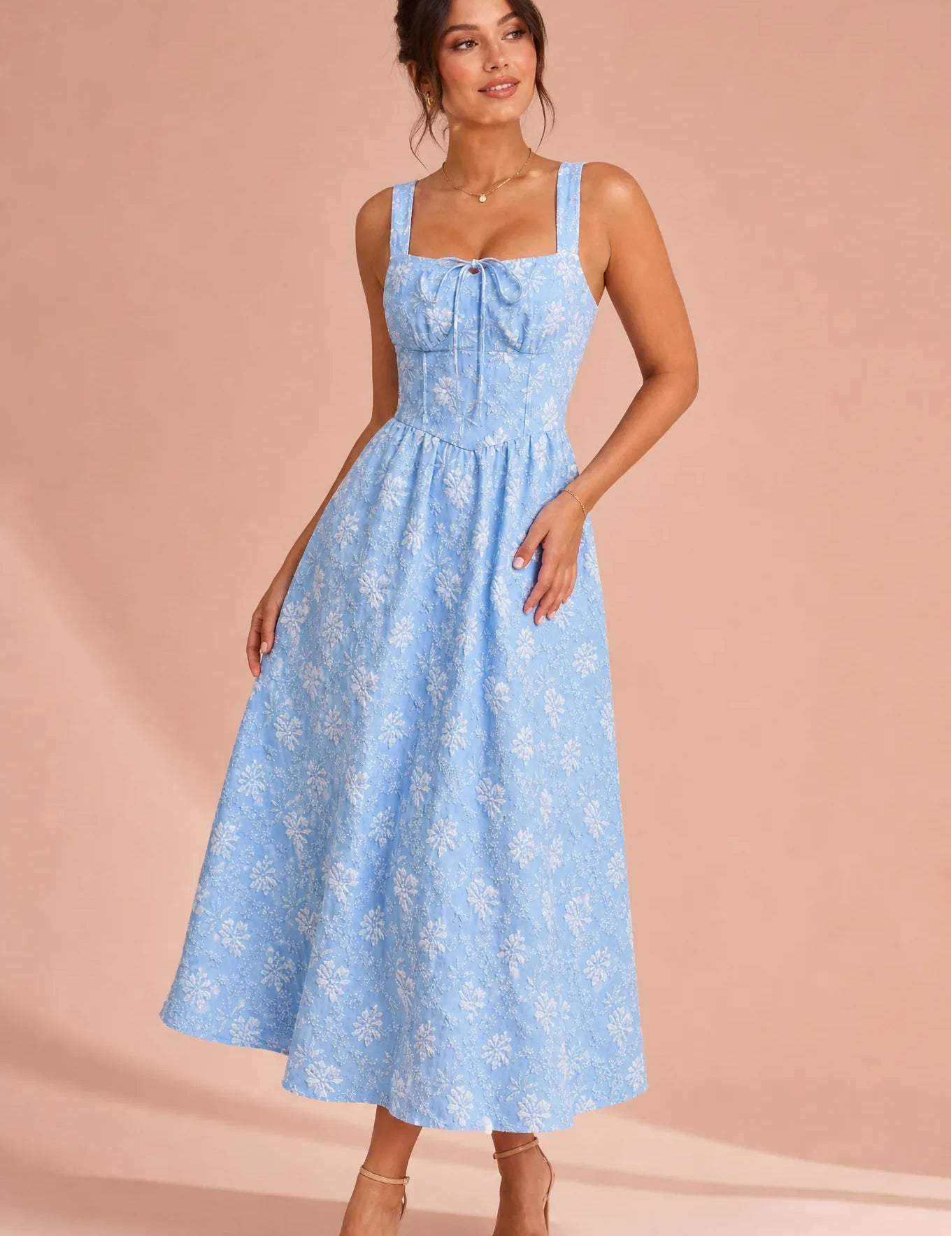 Robe longue bleue encolure carrée dos smocké | Vue de face | Lounelle Paris