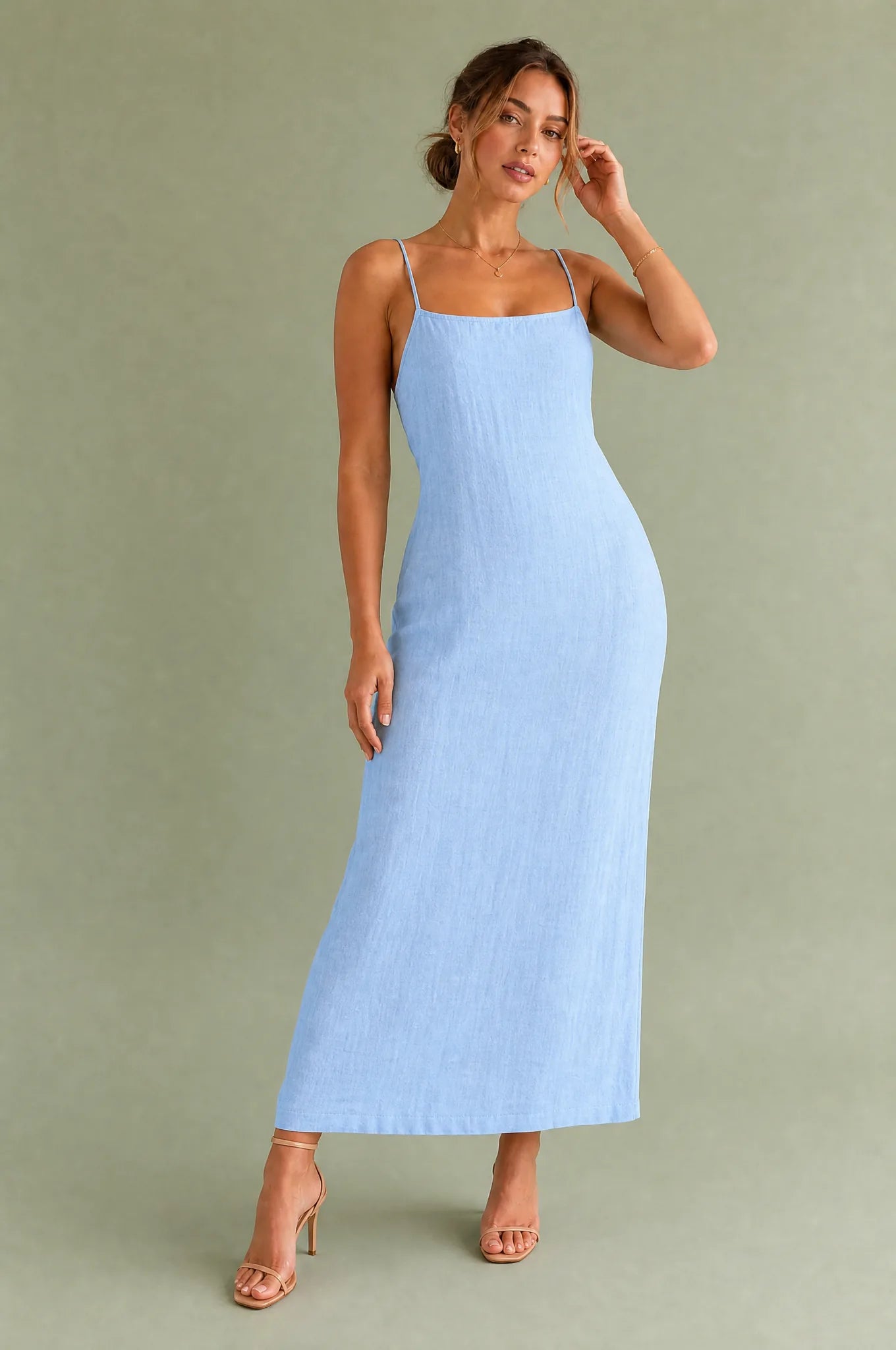 Robe longue bretelles encolure carrée | Variante Bleu | Lounelle Paris