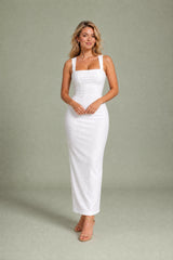Vestido longo com decote quadrado ajustado