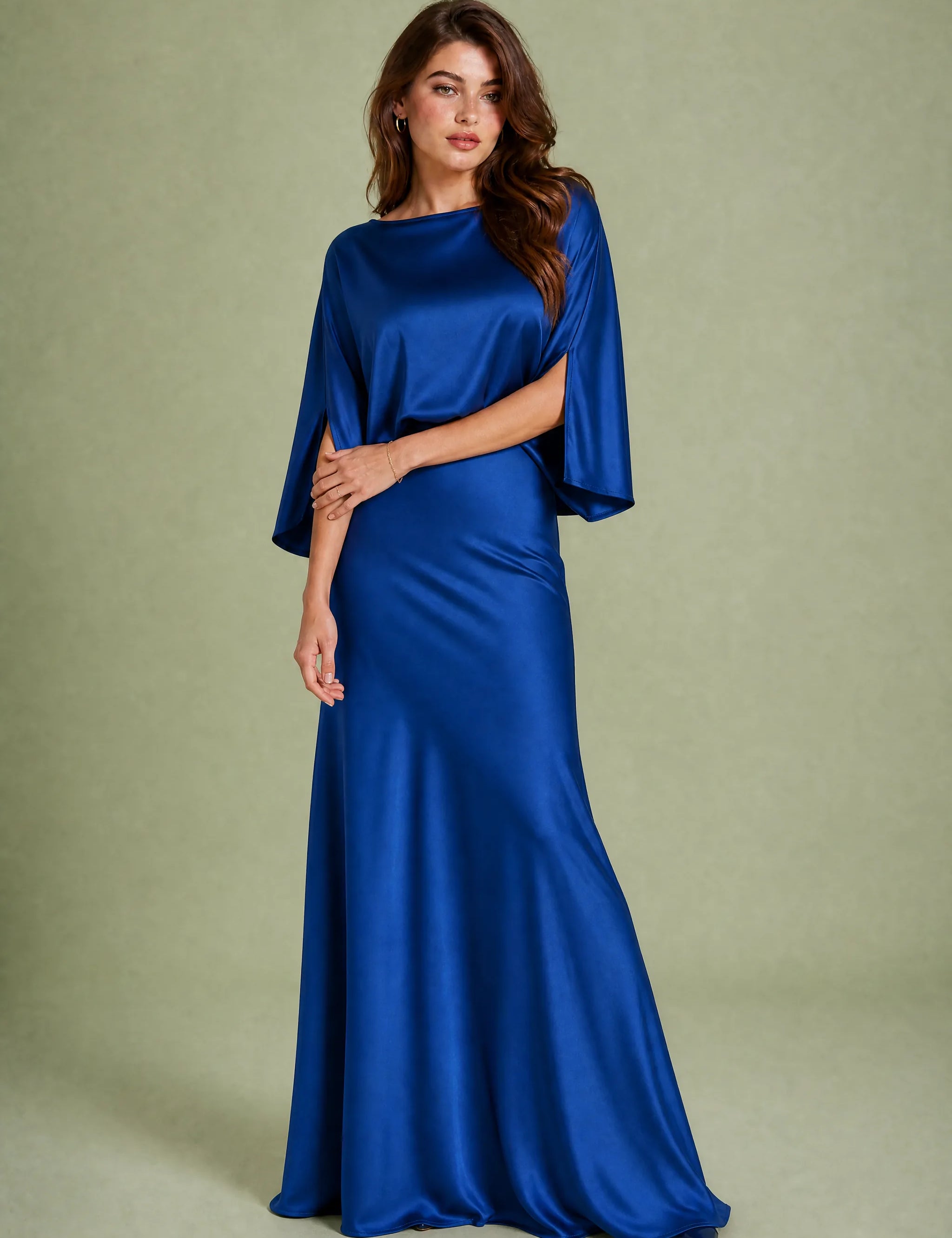 Robe longue satinée encolure bateau | Variante Bleu | Lounelle Paris