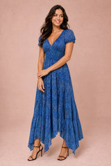 Vestido longo com franzido e estampado floral
