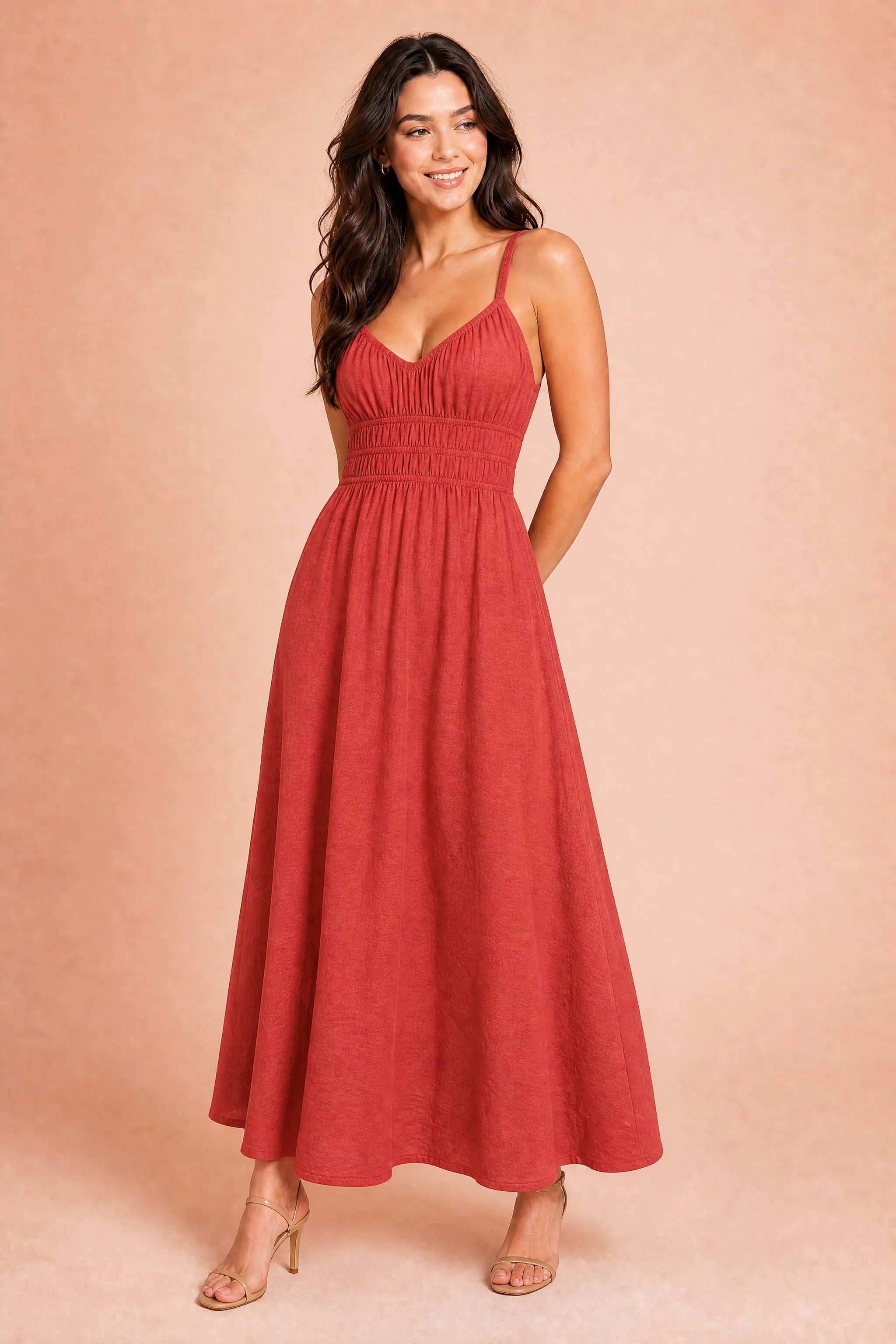 Robe longue smockée dos nu | Variante Rouge | Lounelle Paris