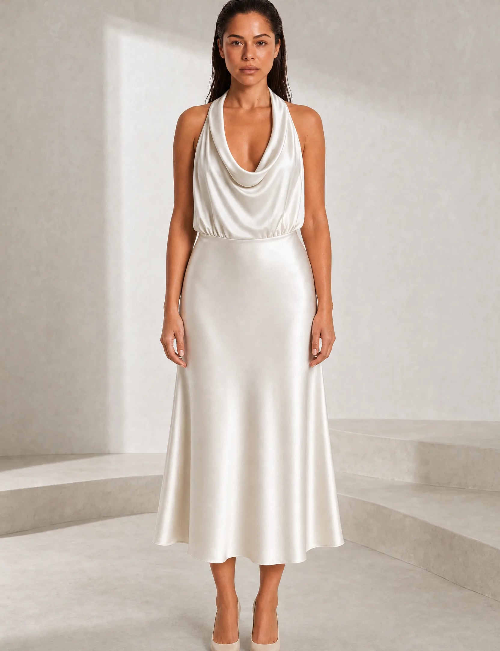Robe noire col licou satinée | Lounelle Paris