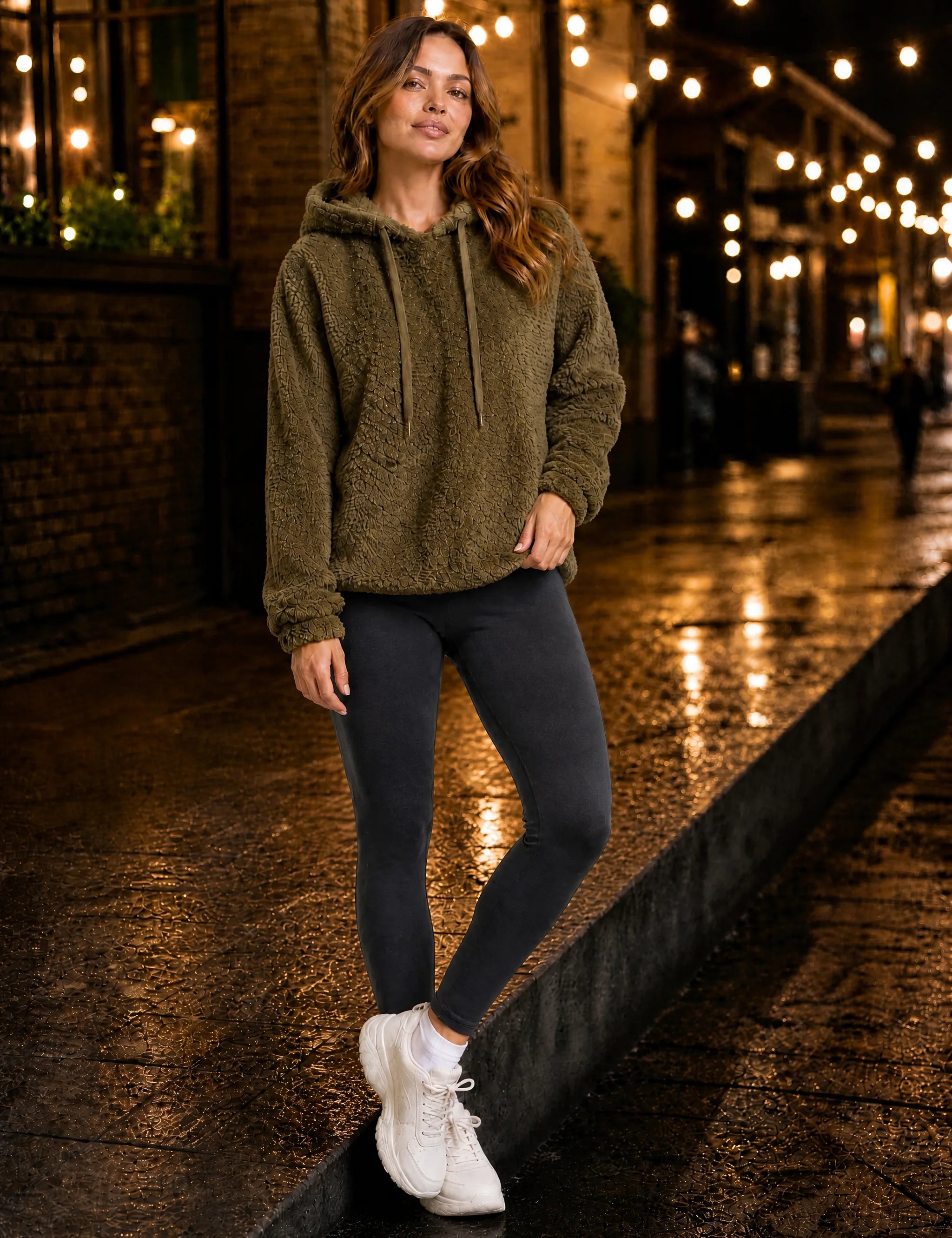 Sweat à capuche ample pelucheux | Variante Kaki - Lifestyle | Lounelle Paris